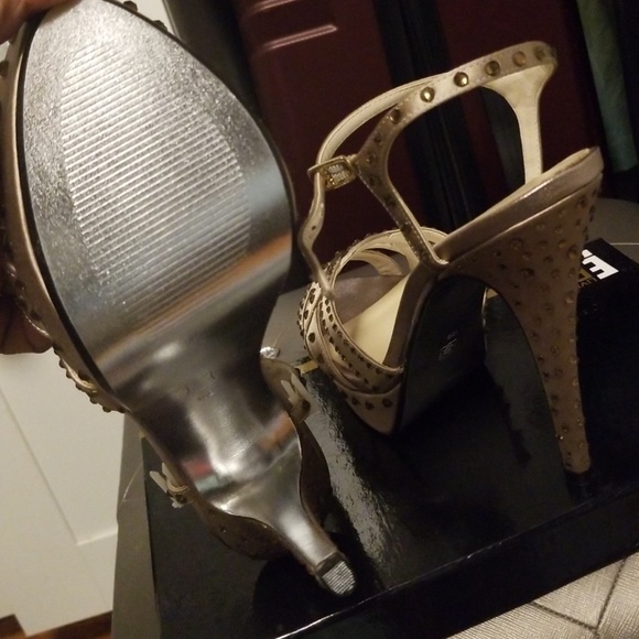 Brand new E live evening sandals - Picture 4 of 5